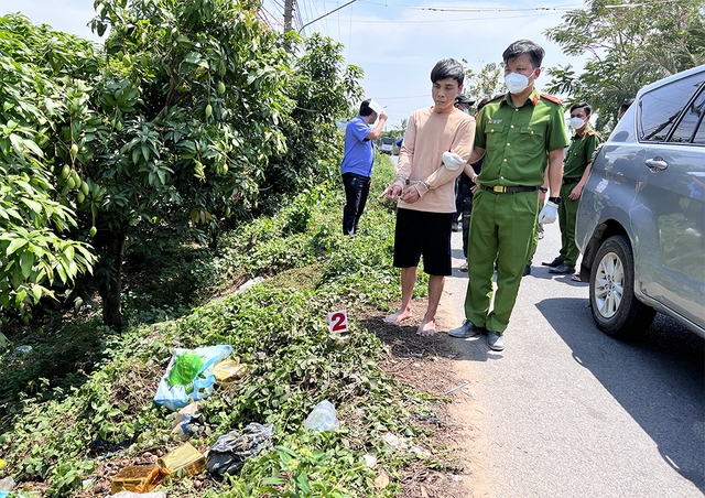 An Giang: Bắt vụ vận chuyển 18,6 kg ma túy từ Campuchia về Việt nam - Ảnh 3.