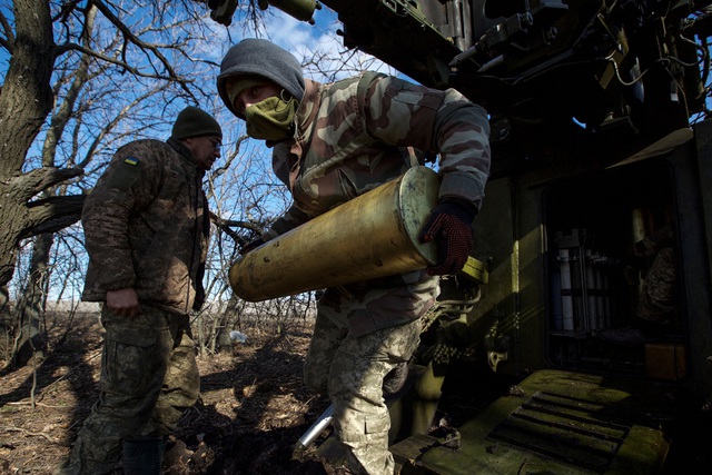 Chiến sự đến tối 6.3: Nga tiến về Bakhmut, Ukraine muốn tiêu hao lực lượng đối phương - Ảnh 1.