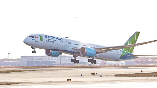 FLC xem xét chuyển nhượng phần vốn tại Bamboo Airways - Ảnh 1.