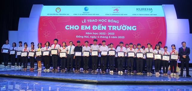 Ajinomoto tiếp tục đồng hành cùng Học bổng Cho em đến trường lần thứ 19 tại Đồng Nai