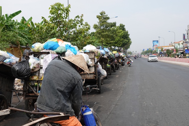 Cần Thơ: Xử lý tình trạng rác thải ùn ứ chất đống, gây ô nhiễm - Ảnh 3.