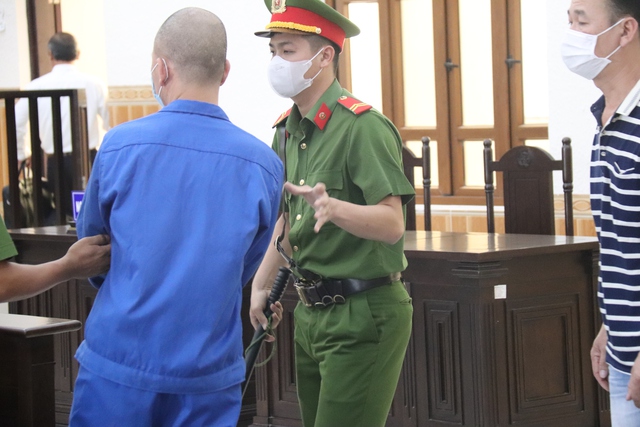 Tài xế  Mercedes tông chết người ở Bình Thuận bị đề nghị 3-4 năm tù - Ảnh 3.