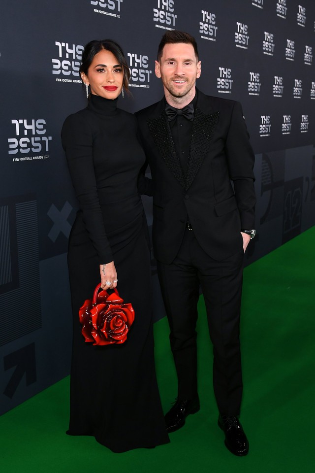 Vợ Leo Messi &quot;gây choáng: khi tham dự Tuần lễ thời trang Paris 2023  - Ảnh 3.