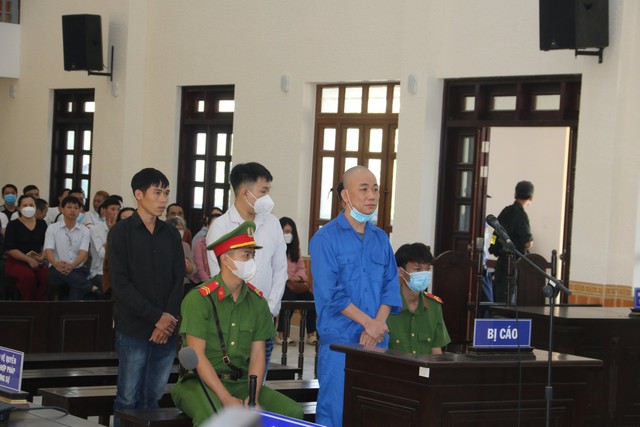 Tài xế  Mercedes tông chết người ở Bình Thuận bị đề nghị 3-4 năm tù - Ảnh 1.