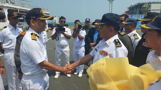 Hải quân Ấn Độ, Campuchia diễn tập chung - Ảnh 1.