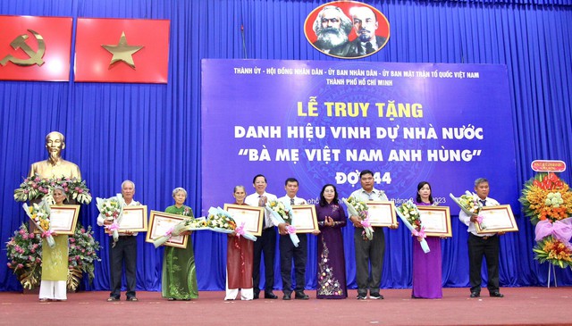 Chủ tịch Phan Văn Mãi: 'Đền ơn đáp nghĩa' làm nhiều bao nhiêu vẫn chưa đủ - Ảnh 4.