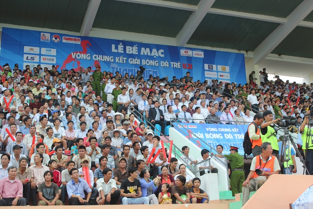 Bình Thuận mượn sân Ninh Thuận làm sân nhà tranh giải bóng đá hạng Nhất năm 2023 - Ảnh 1.