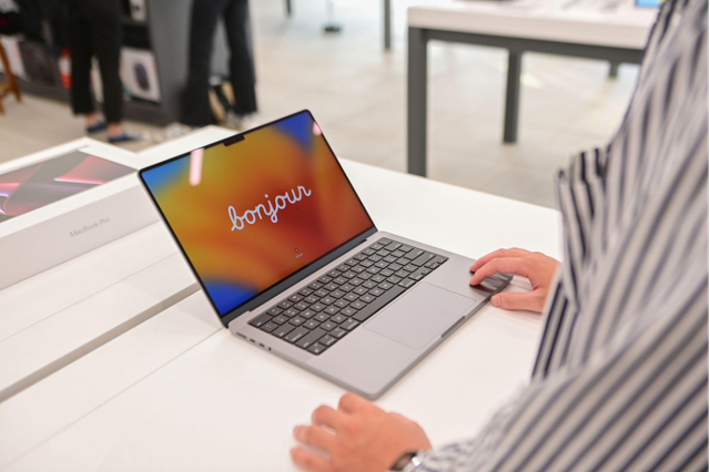 MacBook Pro 14 và 16 M2 2023 chính thức mở bán tại Việt Nam  - Ảnh 2.