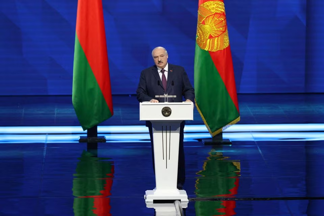 Ông Lukashenko: Nga có thể đưa thêm vũ khí hạt nhân chiến lược vào Belarus - Ảnh 1.