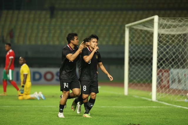 U.22 Indonesia lên danh sách hướng đến HCV bóng đá nam SEA Games 2023 - Ảnh 2.