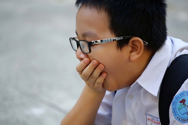 1 tỉ người sẽ cận thị nặng: Báo động cho học sinh Việt Nam - Ảnh 5.