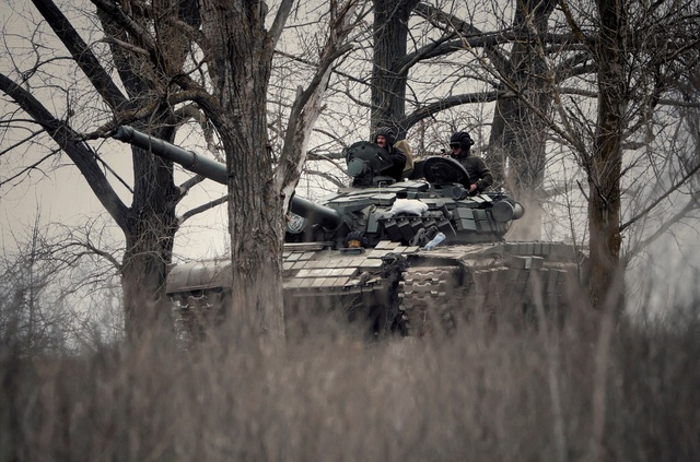 Chiến sự ngày 411: Ukraine tiến hành 6 cuộc tấn công, Nga đổi chiến thuật? - Ảnh 1.