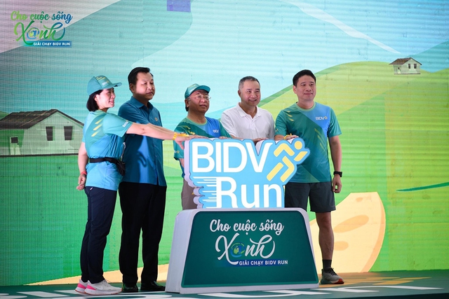 BIDV khởi động giải chạy ‘BIDVRUN - Cho cuộc sống Xanh’ 2023 - Ảnh 2.