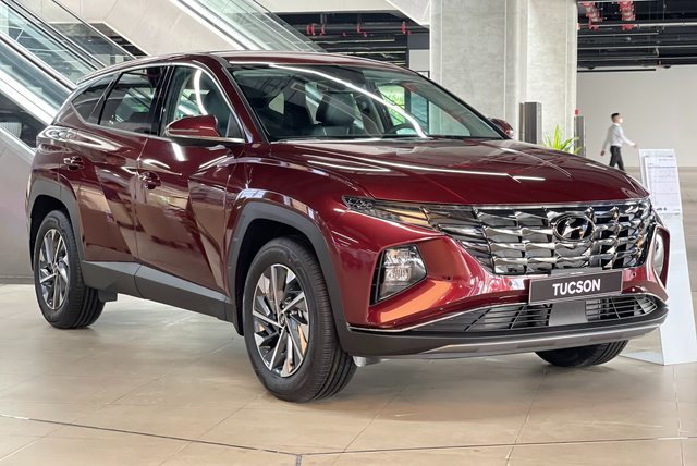 Đáp trả Kia Sportage, Hyundai Tucson giảm giá hàng chục triệu đồng - Ảnh 2.