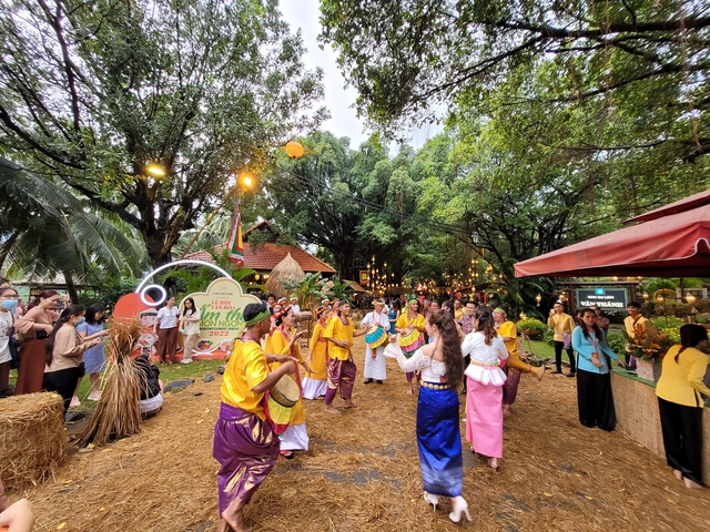 Thưởng thức hơn 350 món tại Lễ hội Văn hóa Ẩm thực, Món ngon Saigontourist Group 2023 - Ảnh 2.