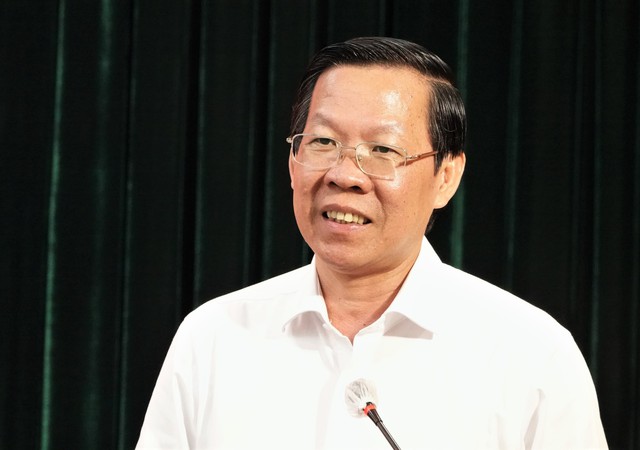 CẬP NHẬT_Chủ tịch Phan Văn Mãi chủ trì họp báo cơ chế vượt trội phát triển TP.HCM - Ảnh 1.