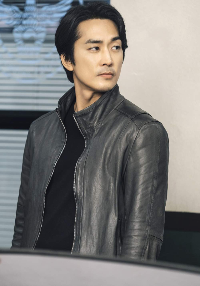 Ngoại hình lẫn sự nghiệp của Song Seung Hun ở tuổi 47 - Ảnh 1.