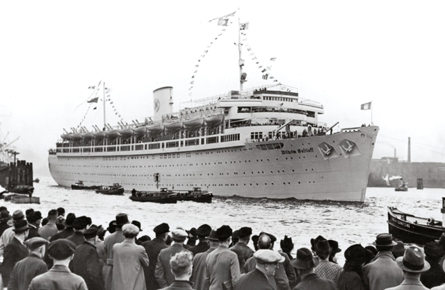 Lật lại hồ sơ vụ đắm tàu Wilhelm Gustloff: Số tử vong cao nhất lịch sử  - Ảnh 1.