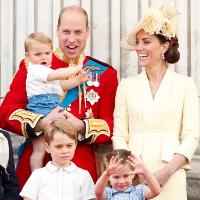 Cuộc hôn nhân của Hoàng tử William và Kate Middleton: 'Trong chăn mới biết chăn có rận' - Ảnh 2.