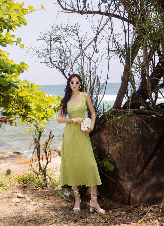 Váy maxi đi biển lấy cảm hứng từ đại dương bao la - Ảnh 7.
