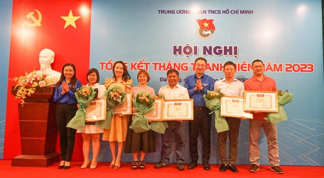Báo Thanh Niên nhận bằng khen T.Ư Đoàn có thành tích xuất sắc trong Tháng Thanh niên - Ảnh 6.