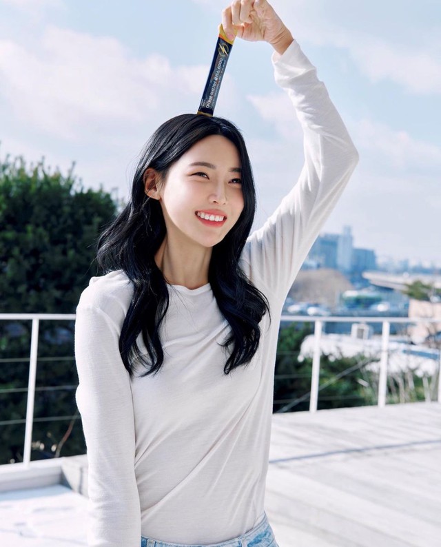 Sức hút tươi tắn, tràn đầy năng lượng từ hoa khôi điền kinh Kim Min Ji - Ảnh 2. Sức hút tươi tắn, tràn đầy năng lượng từ hoa khôi điền kinh Kim Min Ji - Ảnh 2.