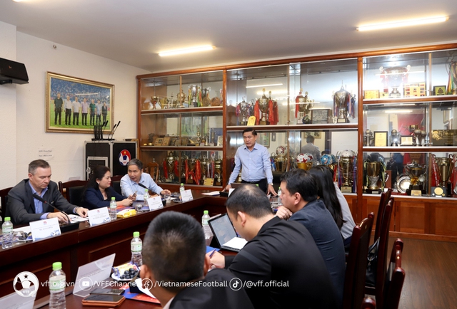 CLB Công an Hà Nội phải sớm hoàn tất thành lập doanh nghiệp  - Ảnh 1.