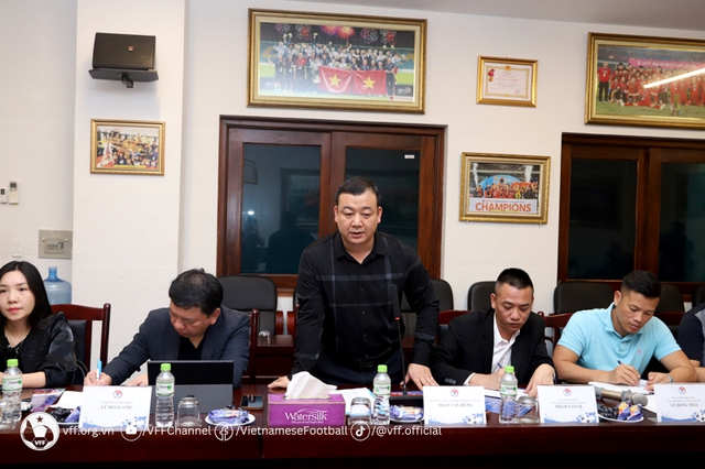 CLB Công an Hà Nội phải sớm hoàn tất thành lập doanh nghiệp  - Ảnh 3.