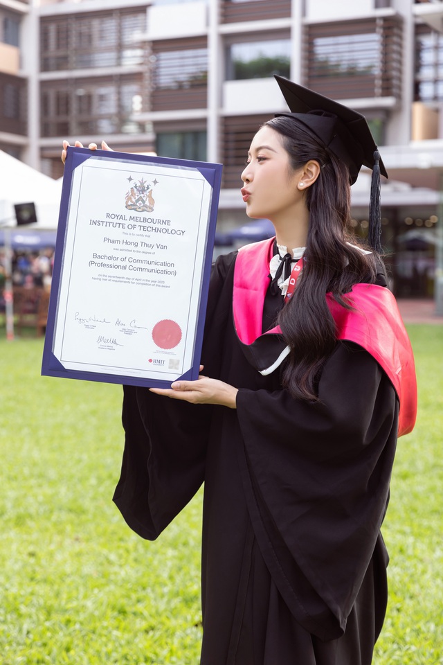 Á hậu Thúy Vân tốt nghiệp Trường Đại học RMIT ở tuổi 30 - Ảnh 10.
