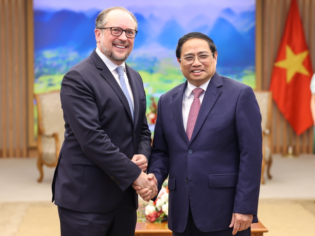 Thủ tướng Phạm Minh Chính đề nghị Áo thúc đẩy EU gỡ bỏ thẻ vàng IUU - Ảnh 1.