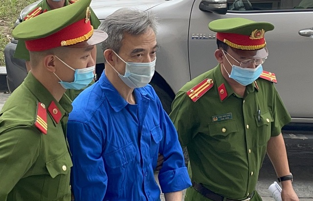 Cựu Giám đốc Nguyễn Quang Tuấn sai phạm gì trong vụ án ở BV Tim Hà Nội? - Ảnh 1.