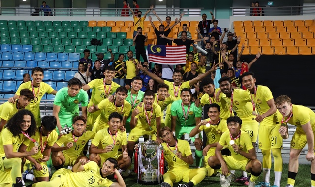 U.22 Malaysia gọi 25 cầu thủ đa số thi đấu giải Super League dự SEA Games 32 - Ảnh 1.