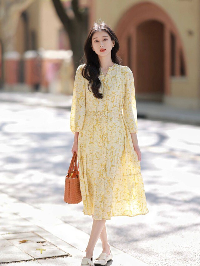 10 mẫu váy đơn sắc phong cách Hàn trẻ trung đẹp ngất ngây hot nhất mùa hè  2019