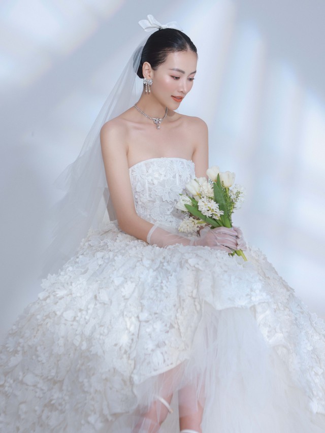 Hoa hậu Phương Khánh lăng xê mốt váy cưới crop top - Ảnh 3.
