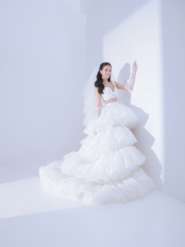 Hoa hậu Phương Khánh lăng xê mốt váy cưới crop top - Ảnh 5.