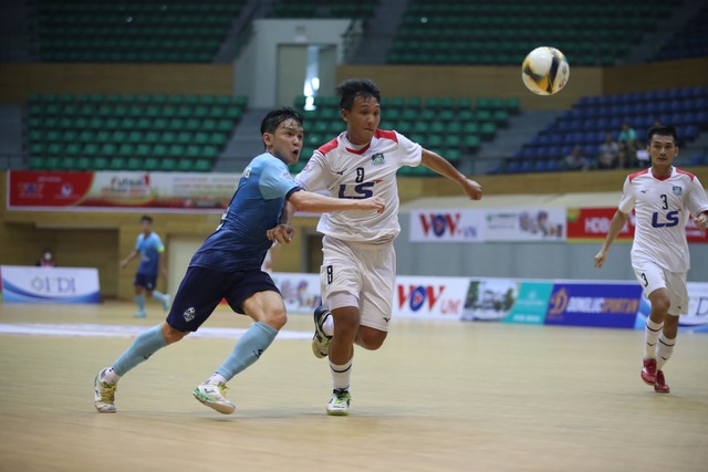 Minh Trí (8) tỏa sáng với bàn thắng cho CLB Thái Sơn Nam TP.HCM