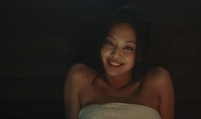 Jennie (BlackPink) nóng bỏng trong teaser phim ‘The Idol’ - Ảnh 3.