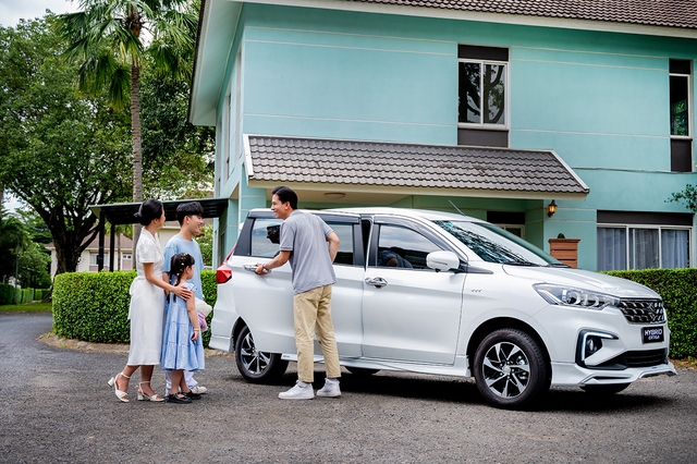 Suzuki Hybrid Ertiga vừa thích hợp cho mục đích công việc vừa đáp ứng nhu cầu di chuyển cá nhân