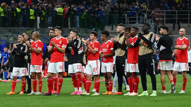 Vượt qua Benfica, Inter vào bán kết Champions League đụng độ kình địch AC Milan - Ảnh 2.