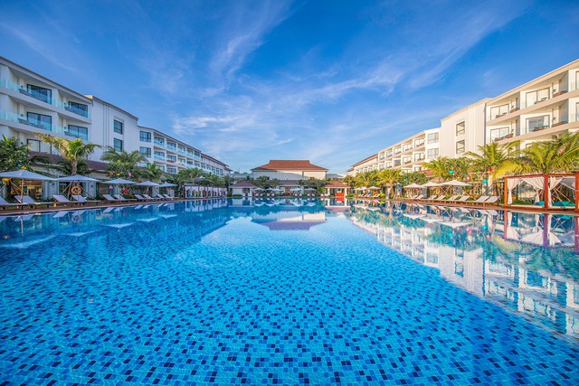 Marriott International tiếp nhận quản lý 7 khách sạn Vinpearl - Ảnh 2.