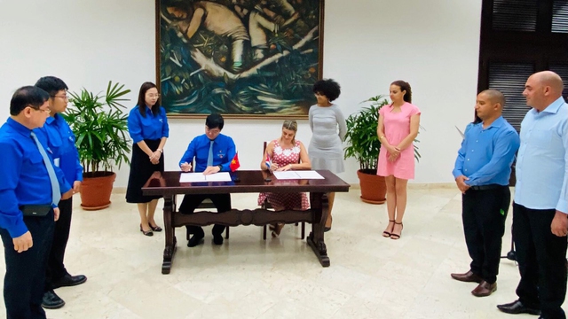 T.Ư Đoàn hai nước Việt Nam và Cuba ký thỏa thuận hợp tác - Ảnh 3.