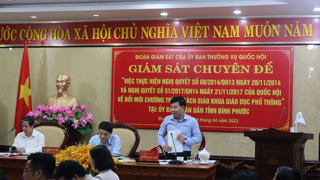 Ủy ban Thường vụ Quốc hội giám sát chương trình, SGK GDPT tại Bình Phước - Ảnh 3.