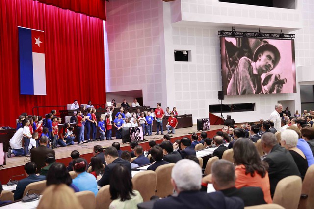 Chủ tịch Quốc hội phát biểu tại phiên họp toàn thể đặc biệt Quốc hội Cuba - Ảnh 6.