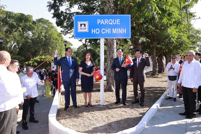 Cuba đổi tên công viên Hòa Bình thành công viên Hồ Chí Minh  - Ảnh 1.