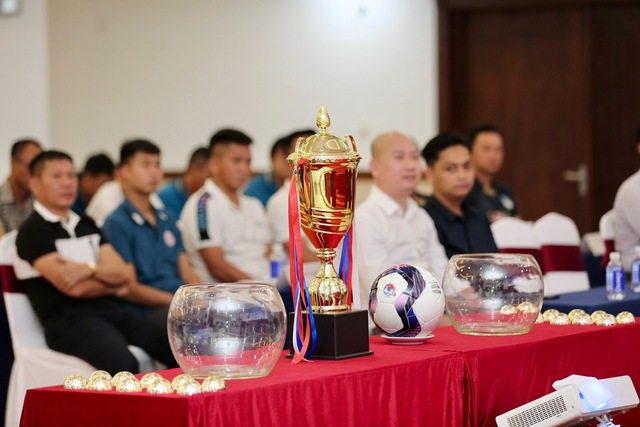 Hấp dẫn bảng 'tử thần' vòng chung kết giải bóng đá U.19 quốc gia 2023 - Ảnh 7.