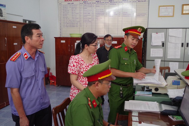 Ninh Thuận: Bắt tạm giam kế toán trưởng tham ô hơn 2,6 tỉ đồng - Ảnh 2.