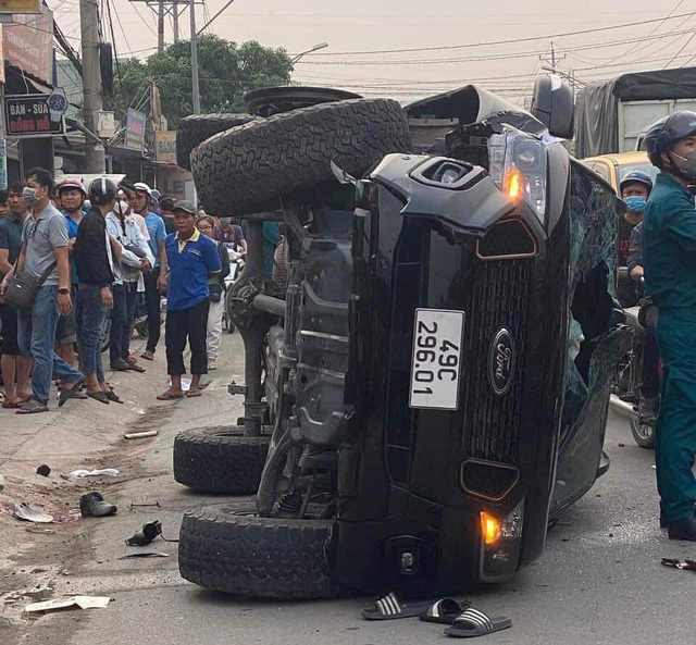 Long An: khởi tố tài xế tông chết thiếu tá công an đang làm nhiệm vụ - Ảnh 1.