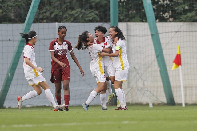 U.17 nữ Việt Nam thắng giòn giã trận ra quân vòng loại châu Á 2024 - Ảnh 4.