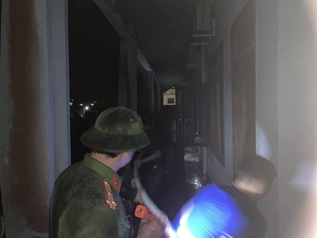 Quảng Ngãi: Phòng GD-ĐT H.Trà Bồng bị cháy trong đêm - Ảnh 2.