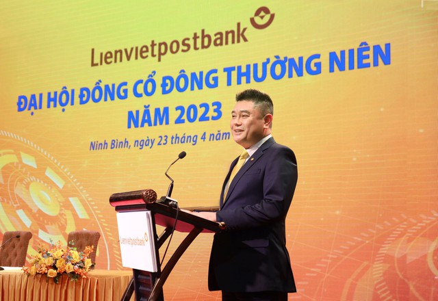 'Bầu' Thụy tiếp tục làm Chủ tịch HĐQT Lienvietpostbank - Ảnh 1.
